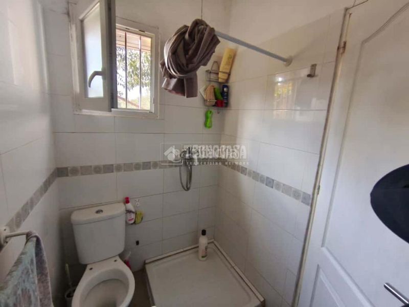 Foto 1f5a0384-5d2b-43ec-8e7e-1cd49b42c23b. Masia a pedanías de Badajoz Badajoz