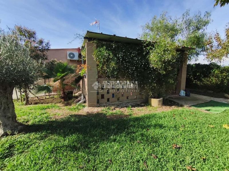 Foto c8817eea-05a7-4bd2-ad4e-5876e4a20e46. Masia a pedanías de Badajoz Badajoz