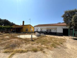 Bauernhof in Pedanías de Badajoz. Casa rural en venta en badajoz
