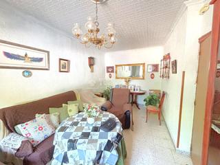 Casa aparellada a La Estación. Casa en venta en badajoz