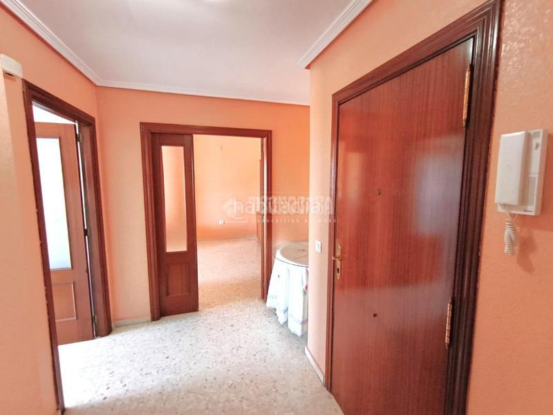Foto ba64d0b6-0fc2-42e9-a2c6-4b70b4e1fc1c. Piso  en venta en La Estación Badajoz
