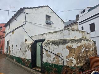 Casa aparellada en Casco Antiguo. Casa en venta en badajoz