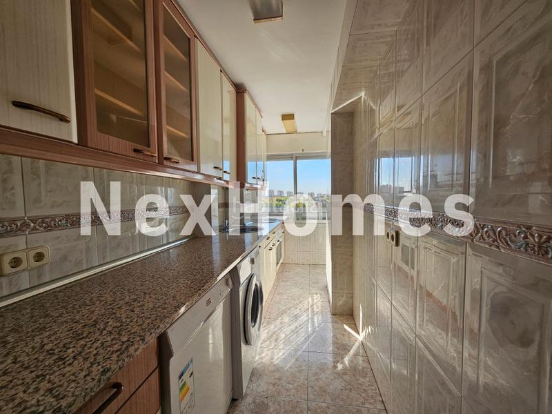 Foto 3688a2ed-a41b-4c7e-b032-5c81772a132d. Piso  encantandor con mucha luz en Ventas Madrid