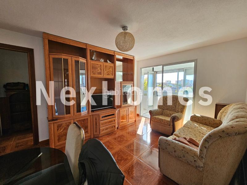 Foto 4d7ffa4d-d1c2-4c6f-951d-3ea6bbe0a170. Piso  encantandor con mucha luz en Ventas Madrid