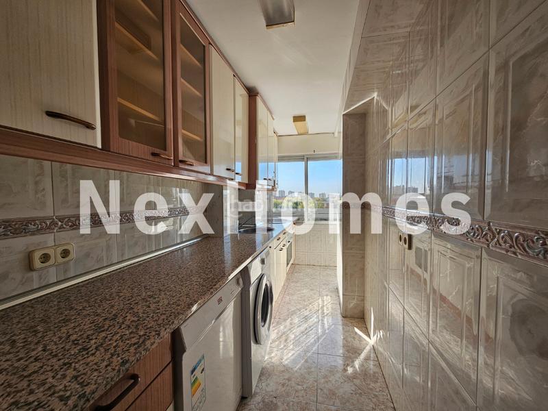 Foto b9d714ad-b938-44bd-bbc5-5735101a3b4f. Piso  encantandor con mucha luz en Ventas Madrid