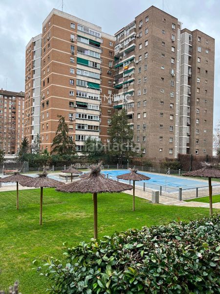 Foto 22b69fda-02d5-4809-b078-cc109c24b011. Piso en La Paz Madrid