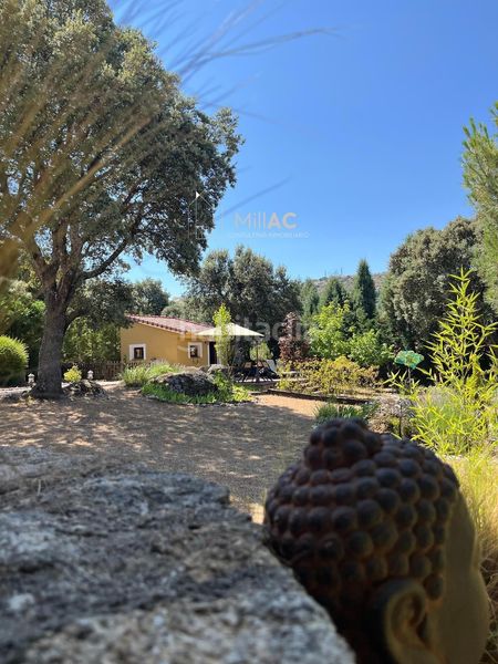 Foto 5c7ac3b3-6d54-4b60-b86c-0224cf6ca161. Xalet amb calefacció aparcament a Los Ángeles de San Rafael Espinar (El)
