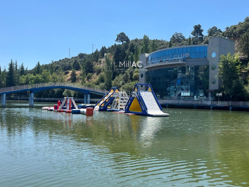 Foto ad34003f-fcb7-4451-ac91-22acbfe8b4ed. Xalet amb calefacció aparcament a Los Ángeles de San Rafael Espinar (El)