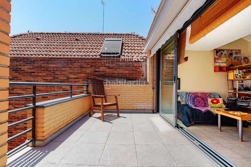 Foto a9b7dd04-41a8-4e3c-a924-a077ab097388. Casa adossada amb calefacció aparcament piscina a Madrid