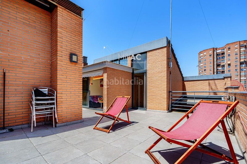 Foto d0a24b34-ecec-4ada-aad6-461e05fcee4a. Casa adossada amb calefacció aparcament piscina a Madrid