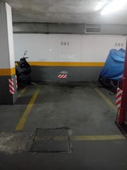 Aparcament cotxe a La Bañeza