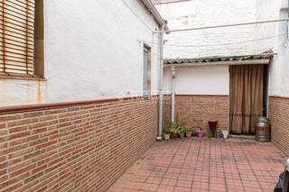 Maison jumelée à La Paz - Las Américas. Casa en venta en linares
