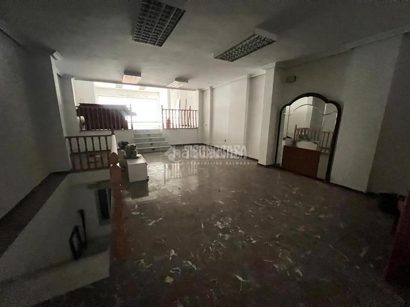 Foto 59834c92-f53e-4e4e-9960-1cadae7236a8. Casa pareada casa en venta en Centro ciudad Linares