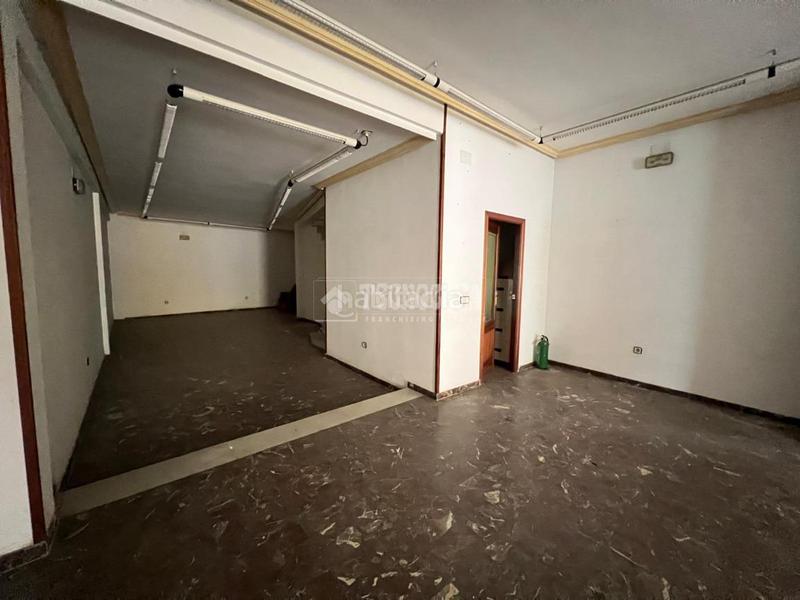 Foto 6c208be3-dd26-4e99-bbc8-0a6ee4dbde1f. Casa pareada casa en venta en Centro ciudad Linares
