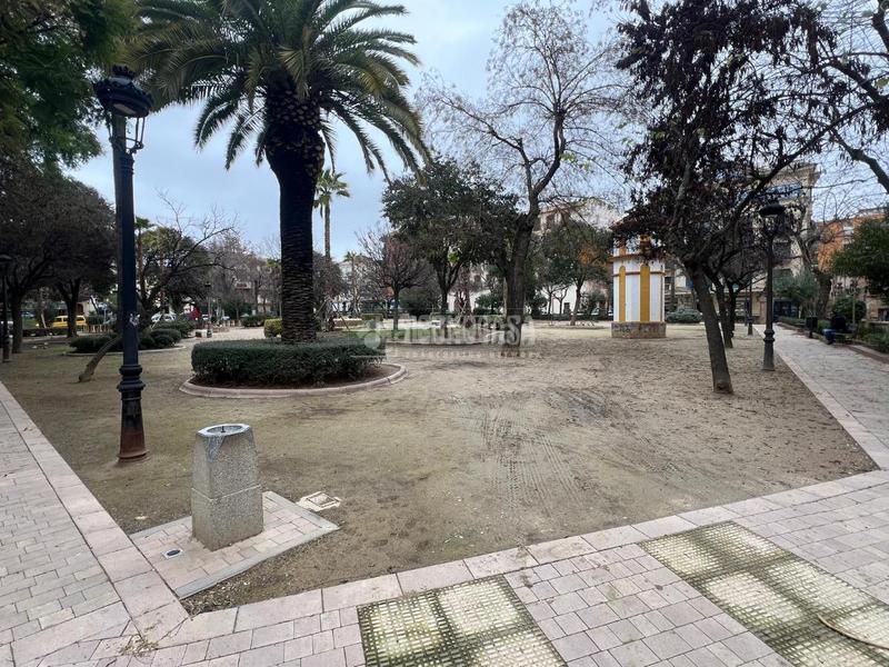 Foto 9bfb4fa5-d08e-474f-9ddf-58c7e44c43ba. Casa pareada casa en venta en Centro ciudad Linares