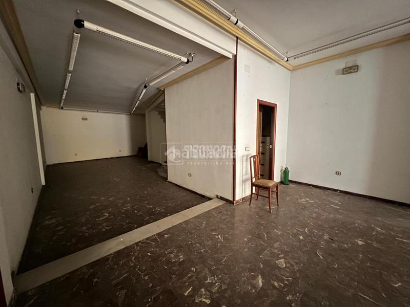 Foto a36b5145-fcb9-4e46-bd6e-9bed79d6201f. Casa pareada casa en venta en Centro ciudad Linares