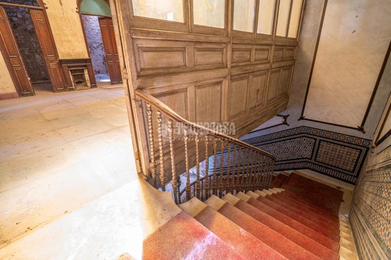 Foto f6d15582-1b55-43d9-b9ef-e10d3f062240. Towny house in Centro ciudad Linares