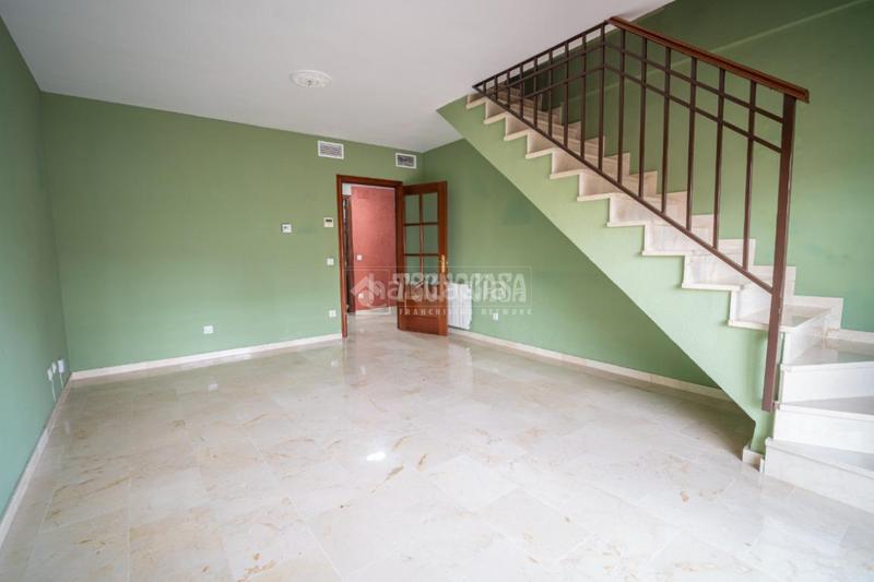 Foto 160fe615-9bcc-4377-b956-a90986f75166. Piso  en venta en Linarejos Linares