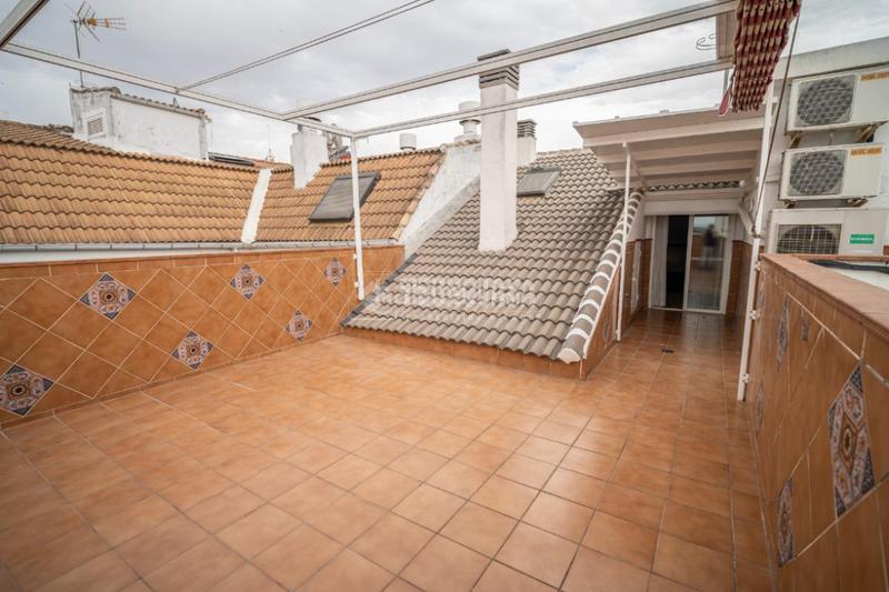 Foto 24dca3c8-7501-48c3-8877-9cdb26e0103a. Piso  en venta en Linarejos Linares