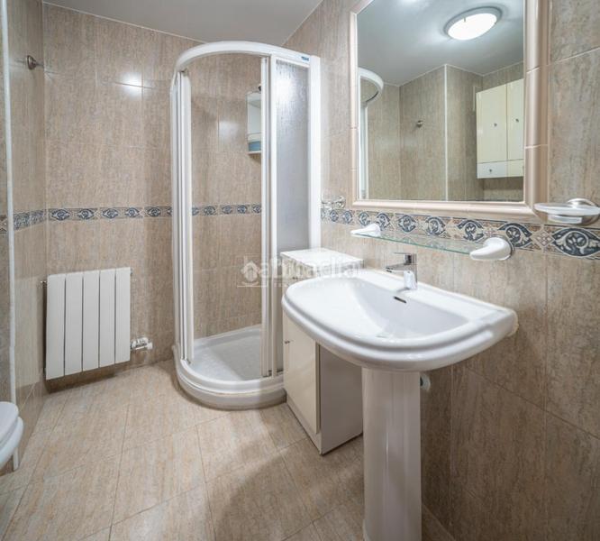 Foto 69676764-1e49-4882-958b-e3ed43e13dcc. Piso  en venta en Linarejos Linares