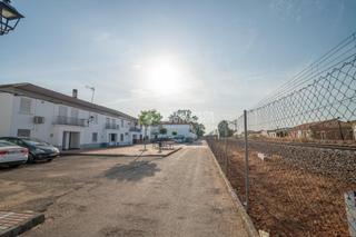 Casa aparellada en Mengbar. Casa en venta en espely