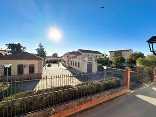 Maison jumelée à La Zarzuela - San José - Belén. Casa en venta en linares
