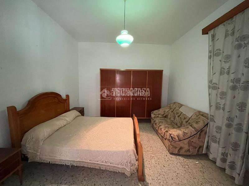 Foto 61640cb7-0700-4133-b823-90e4307817b8. Casa pareada casa en venta en Baeza