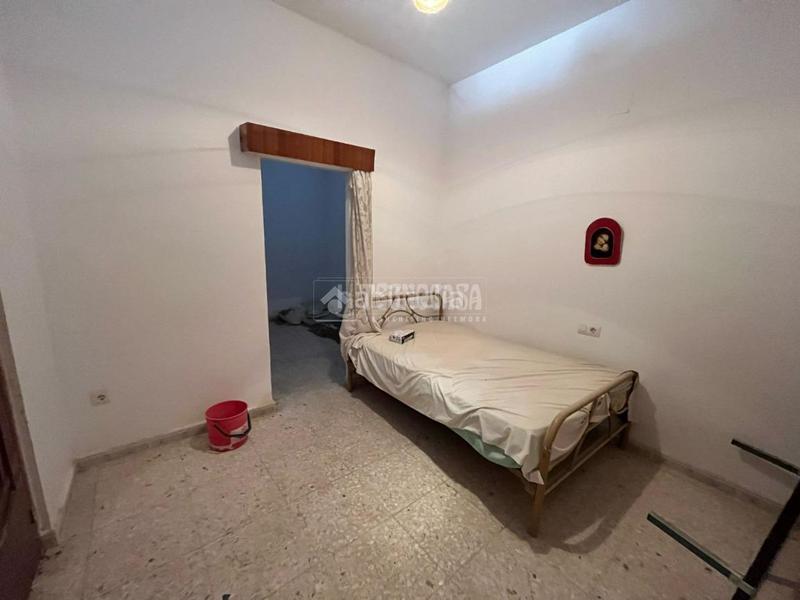 Foto 98d15a23-49f0-4c2f-b1d2-ab583471960b. Casa pareada casa en venta en Baeza