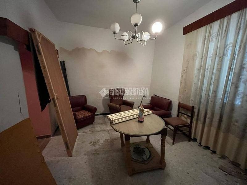 Foto aa02964a-b89e-4a5d-9e9c-8bbe1d6ff5a3. Casa pareada casa en venta en Baeza
