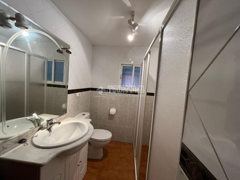 Foto b954f730-aa74-422d-a216-4fc18e59754a. Casa pareada casa en venta en Baeza