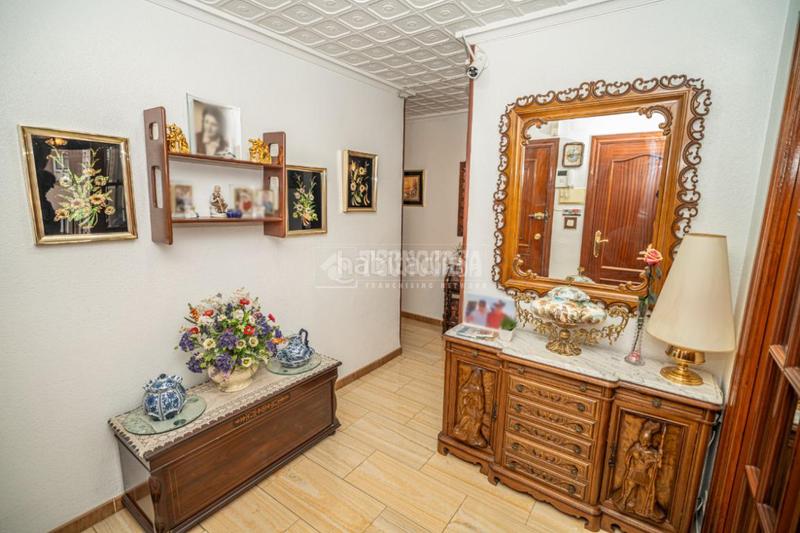Foto a1c3e9b2-929a-42a8-af4f-d1834c41e34c. Piso  en venta en Linarejos Linares