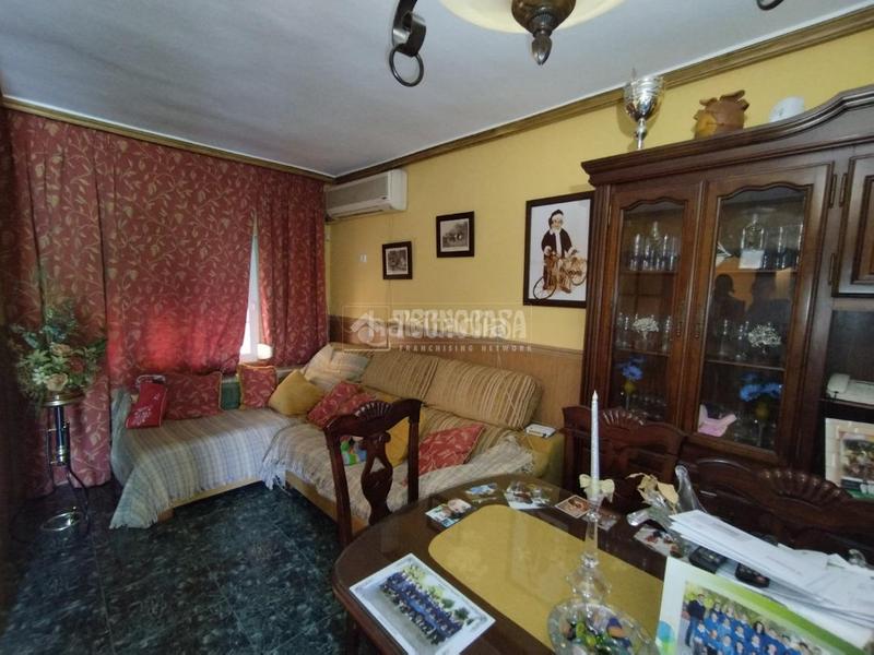 Foto 47252747-e07c-4137-8017-59fc71102c54. Casa pareada casa en venta en Andújar