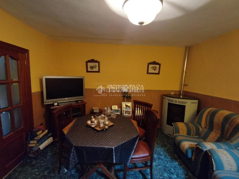 Foto 52efc475-434d-461c-9b10-bed551bb895b. Casa pareada casa en venta en Andújar