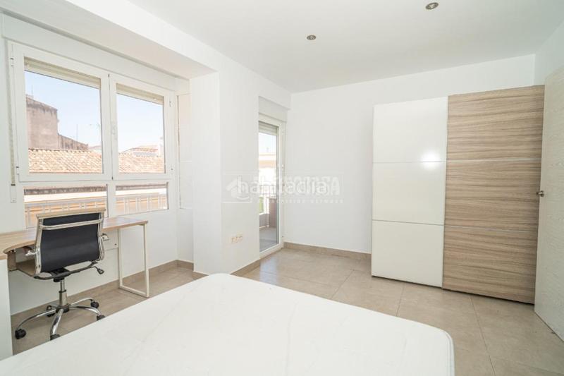 Foto 619cfd78-3e4d-4cf6-a730-fa50137d855f. Edificio  en venta en Centro ciudad Linares