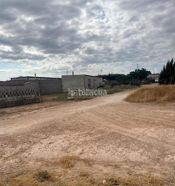 Foto 25890594-b8ff-461b-858d-695ec2eb60b8. Solar industrial terrenos en venta en Torreblascopedro