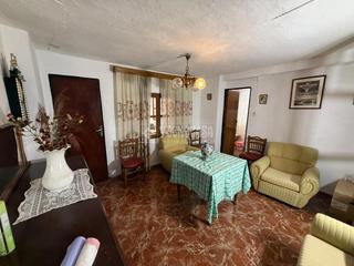 Maison jumelée à Baeza. Casa en venta en baeza