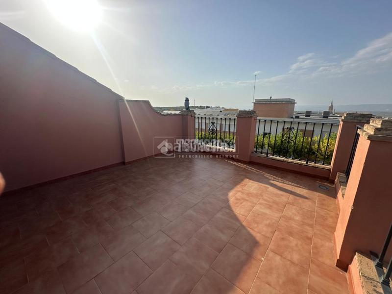 Foto 19d55232-638c-4d2d-826c-ec8b3baeb9b0. Casa  en venta en Arjonilla