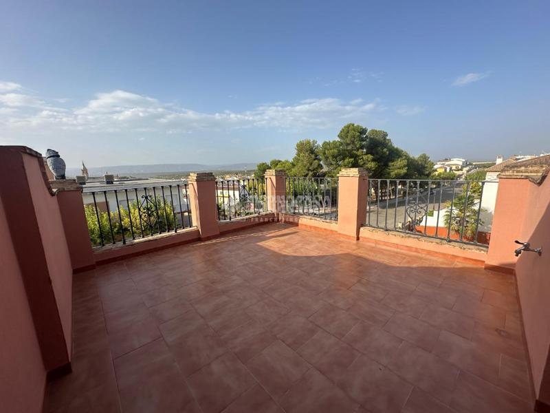 Foto 8f1870e7-6d7f-44c2-937e-ebaf941829a0. Casa  en venta en Arjonilla