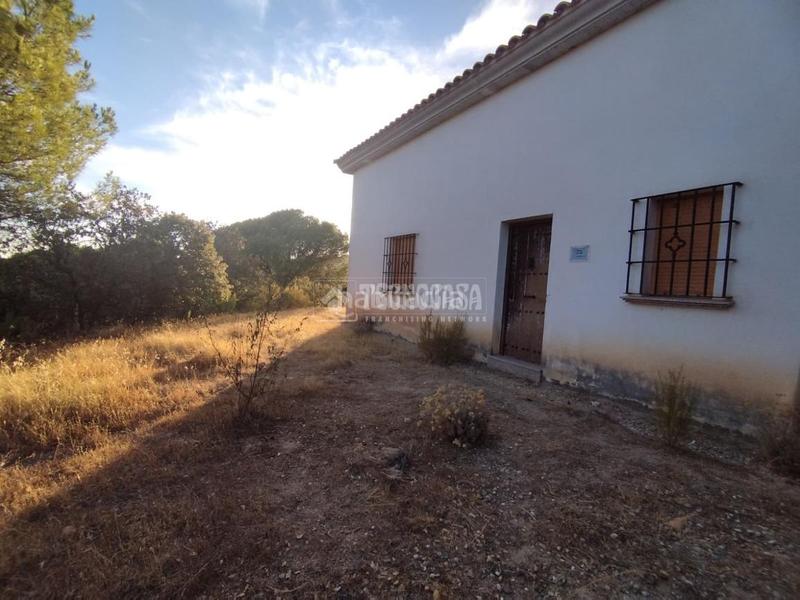 Foto dd1ad45d-059a-41ff-a650-7e7eb36f83bc. Masía casa rural en venta en Andújar