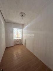 Pis a Linarejos. Piso en venta en linares