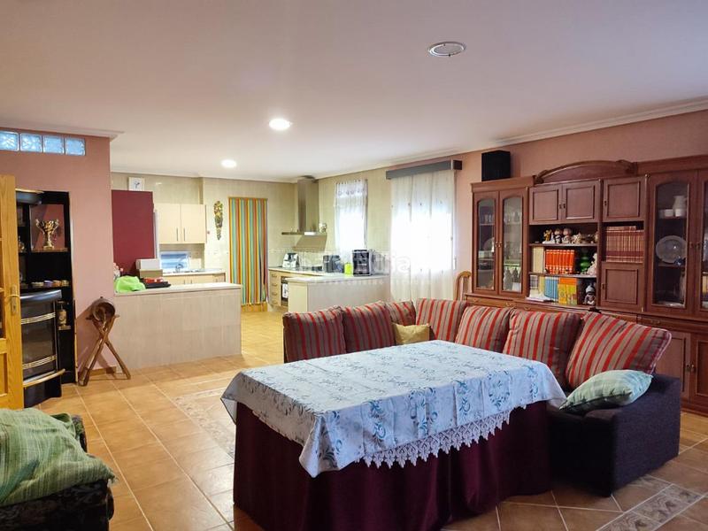 Foto 81ed16bb-80ab-415b-8dec-2c8217f4a8da. Bauernhof mit parking pool in Centro ciudad Linares