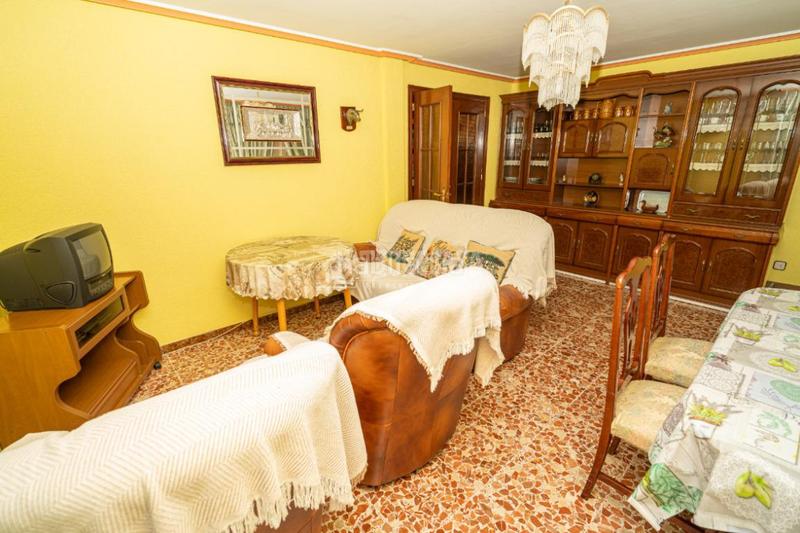 Foto 1c68a14e-f86f-4947-bac4-f74d76cc521e. Piso  en venta en Linarejos Linares