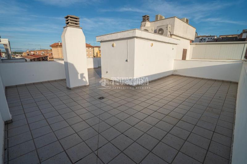 Foto 51c00af9-1219-416b-adec-07fe265296f4. Piso  en venta en Linarejos Linares