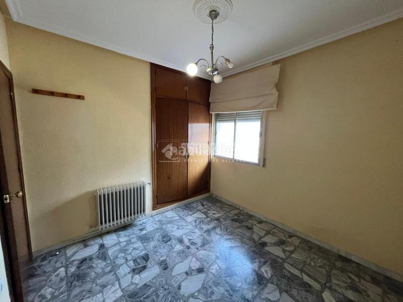 Foto 528ffb64-b965-4141-85a9-625c1372c6f1. Casa aparellada a Linarejos Linares