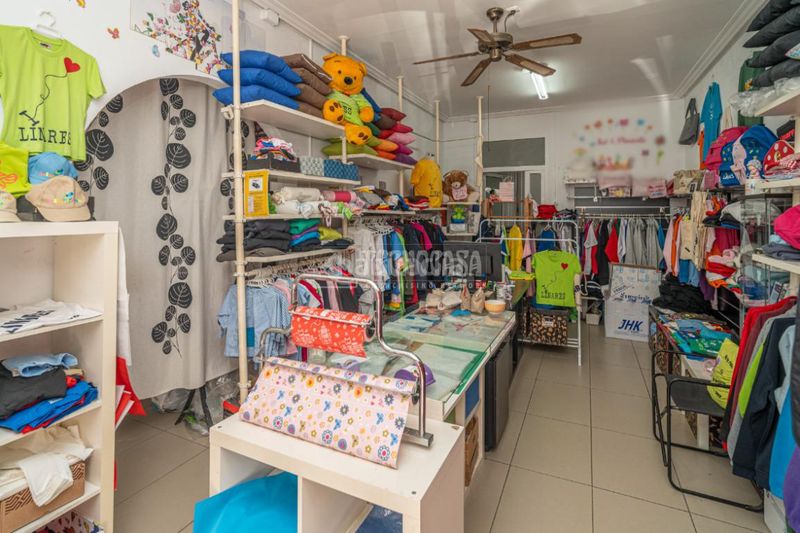Foto cc525aa2-226d-42d5-b40f-7eb2717fcc0e. Casa a Centro ciudad Linares