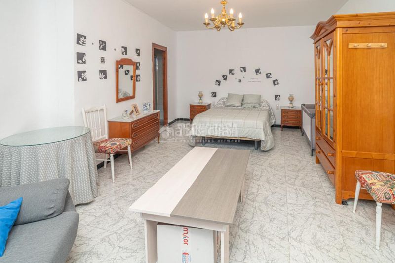 Foto e7ae401b-f2ab-4c83-8592-2c3315a2628c. Casa a Centro ciudad Linares