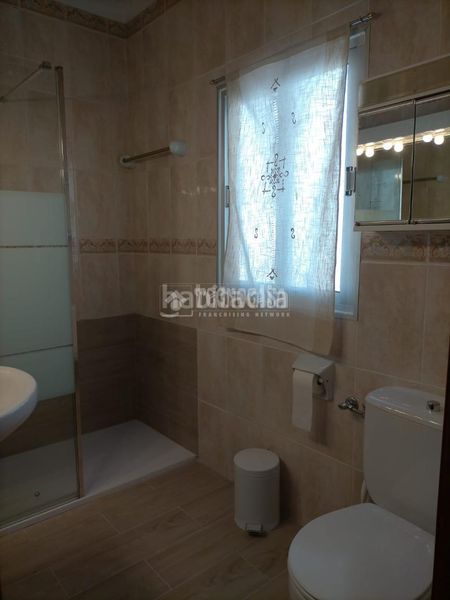 Foto 5168b236-94f1-470a-989c-6068370434fe. Casa aparellada a Centro ciudad Linares