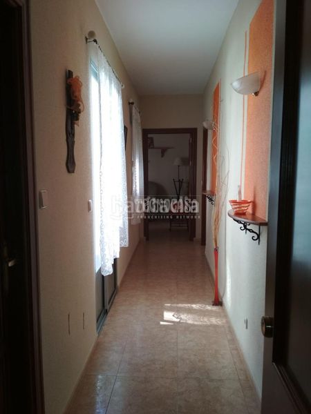 Foto 6cc1ed71-013d-4439-9326-4770148970af. Casa aparellada a Centro ciudad Linares