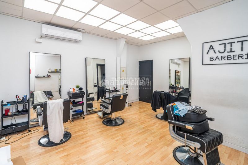 Foto b3c384e2-b48c-434c-8e01-aed435939d61. Casa aparellada a Centro ciudad Linares