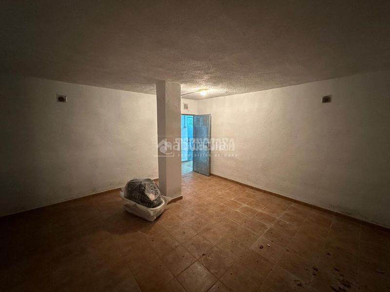 Foto 5d06e84c-6134-4e02-9b21-e6016d962a7a. Pis amb aparcament a Mengíbar